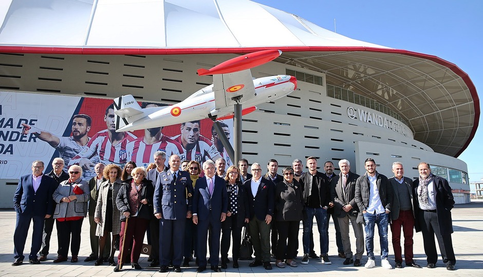 Homenajeamos al Atlético-Aviación con la inauguración de una aeronave en el Wanda Metropolitano